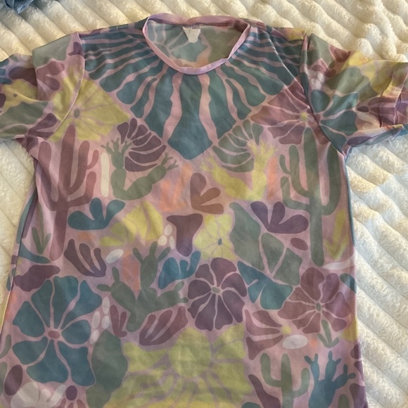 Lilac Leaf Print Blouse – Size M - Picture 4 of 4